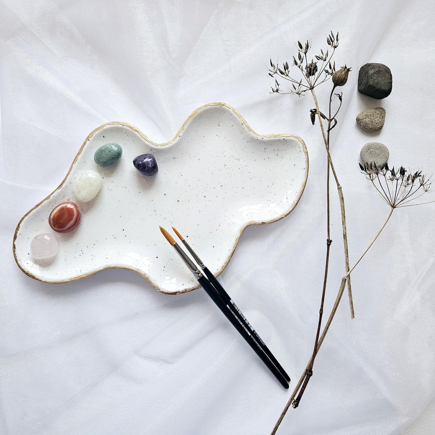 Healing crystal painting palette