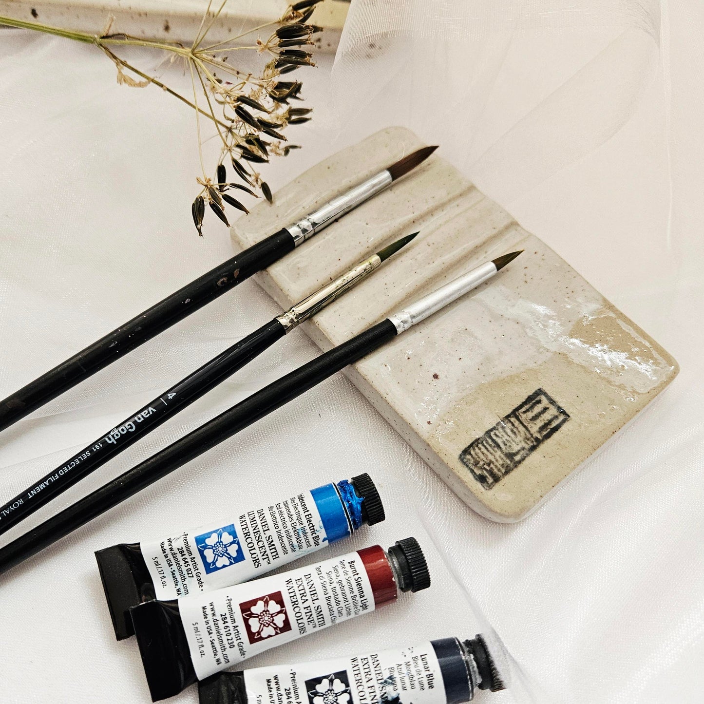 Ceramic palette Kanji set incl. brushholder