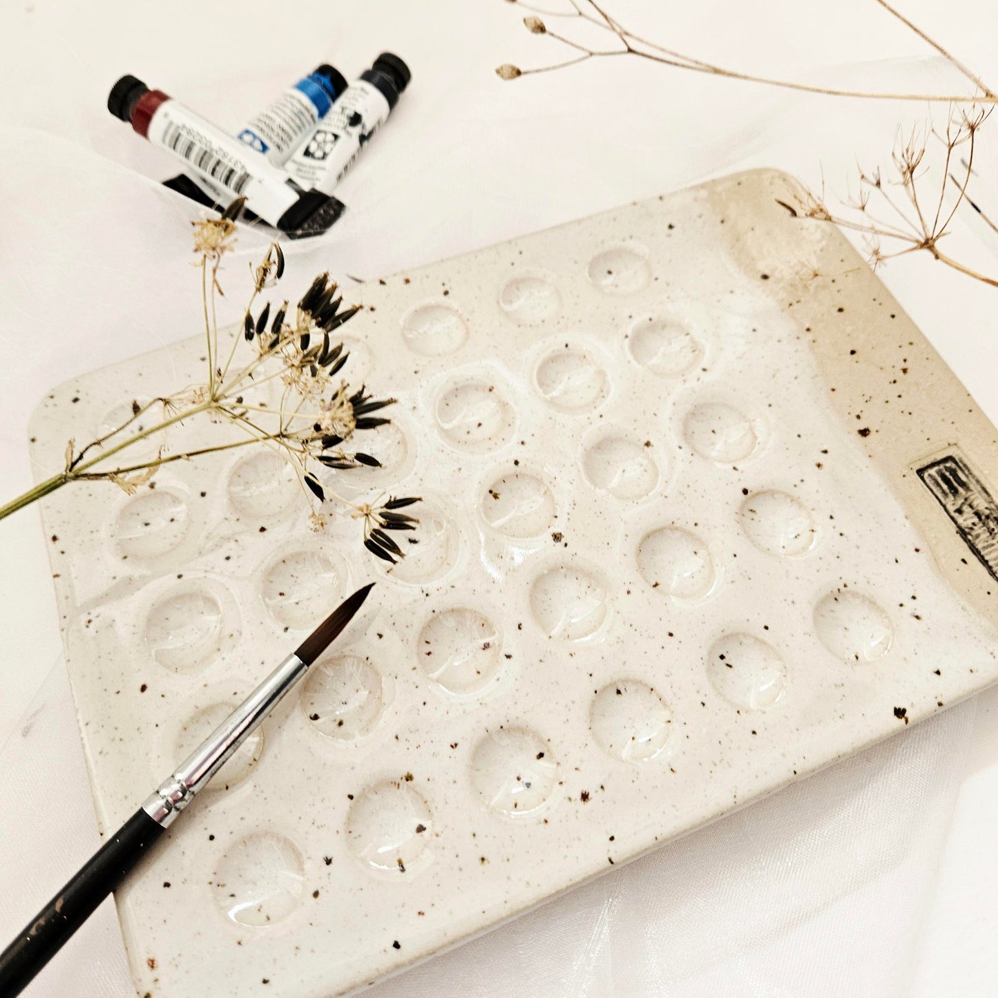 Ceramic palette Kanji set incl. brushholder