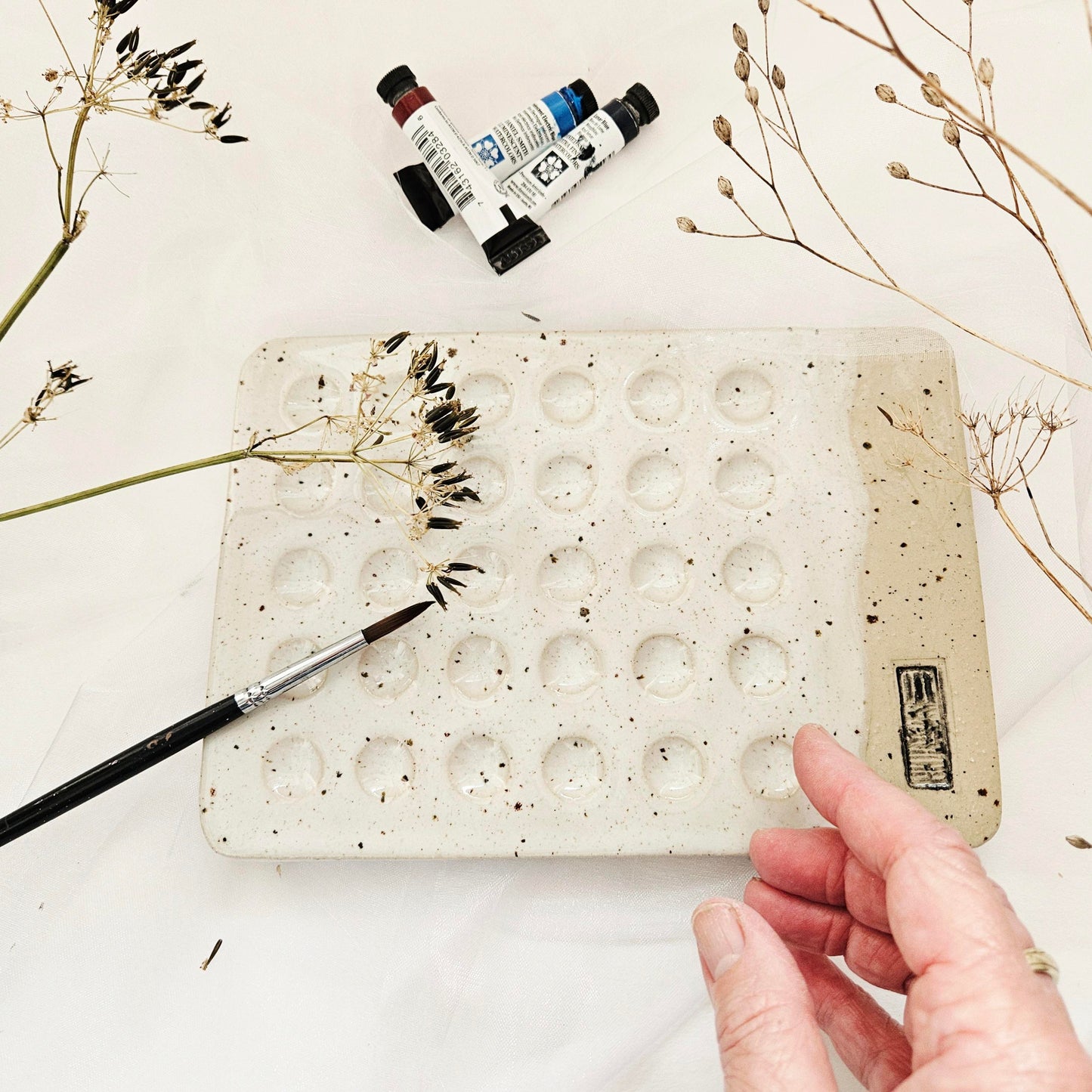 Ceramic palette Kanji set incl. brushholder